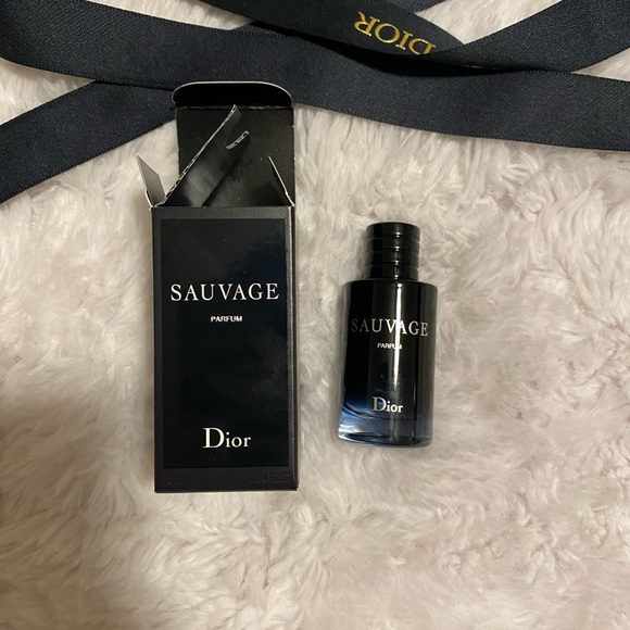 SALE❗️New Authentic Dior Box, Ribbon , Card & Perfume with Pouch❗️ - Picture 7 of 15